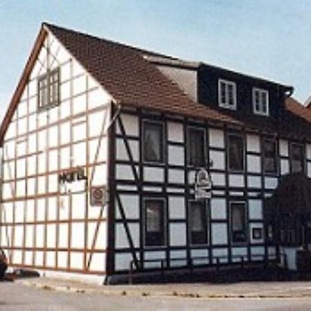 Hotel-Restaurant Cordon Rouge ヴォルフェンビュッテル エクステリア 写真